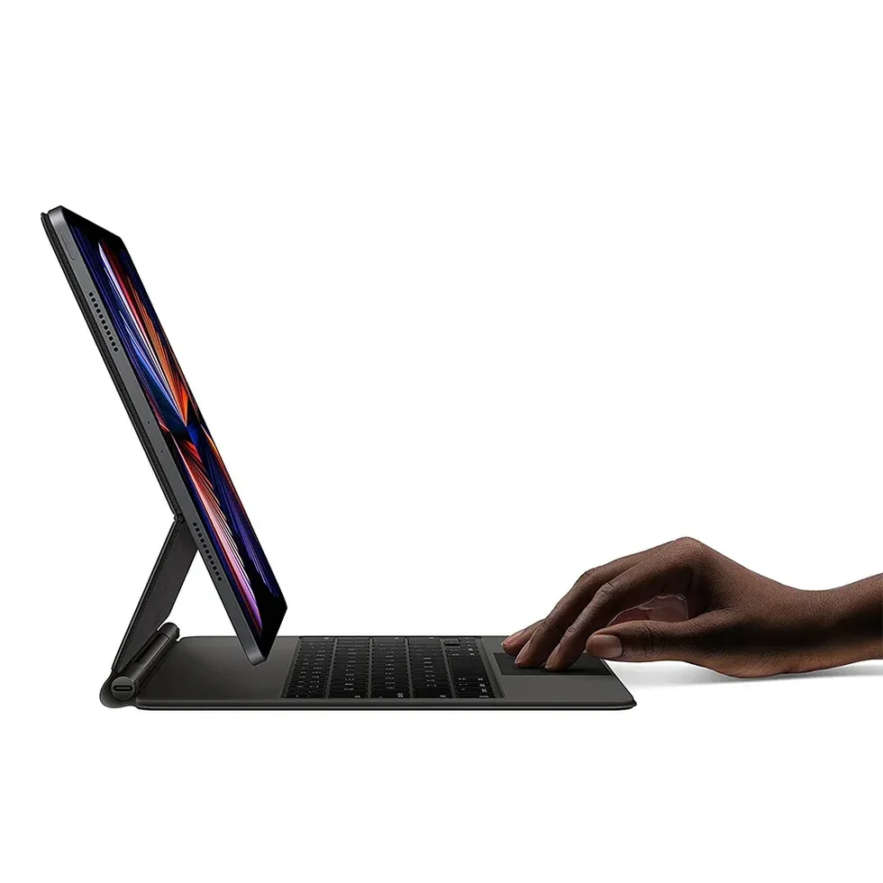 Apple-Magic-KeyBoard-Pro-M4-BlackBack_fbce7450-4922-4e0f-9f78-b10c76760f39.webp